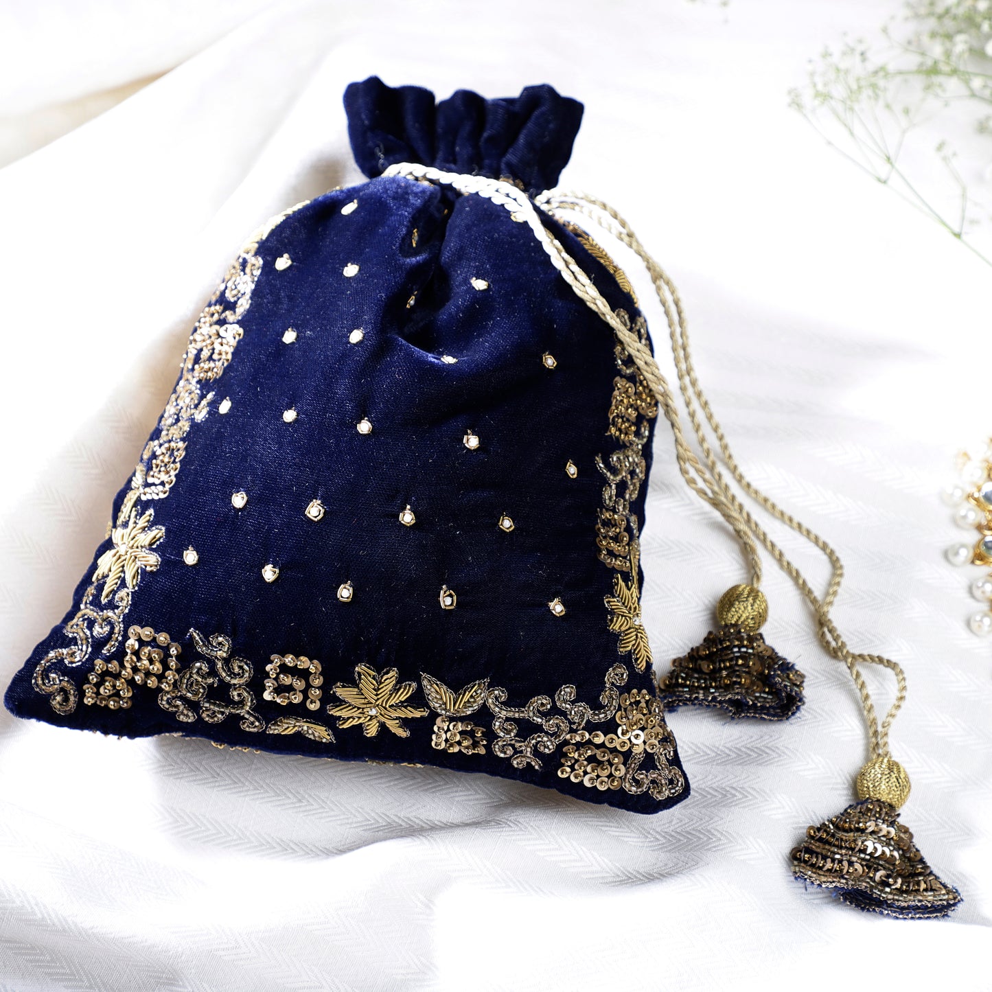 Royal Gleam potli